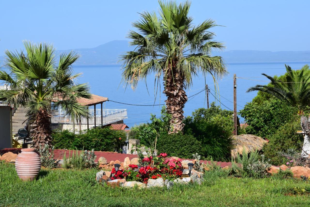 Studio Holiday Kalamata Apartment Exterior foto