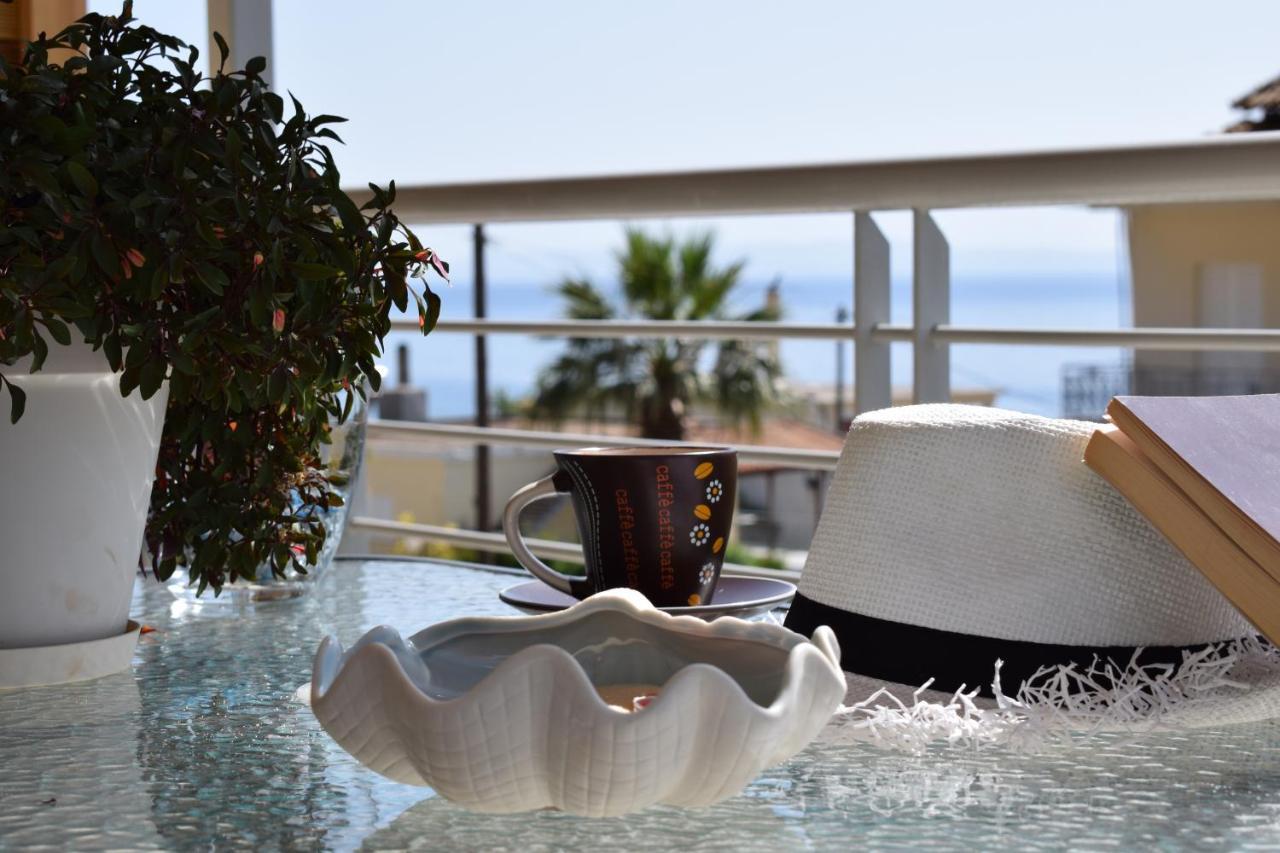 Studio Holiday Kalamata Apartment Exterior foto