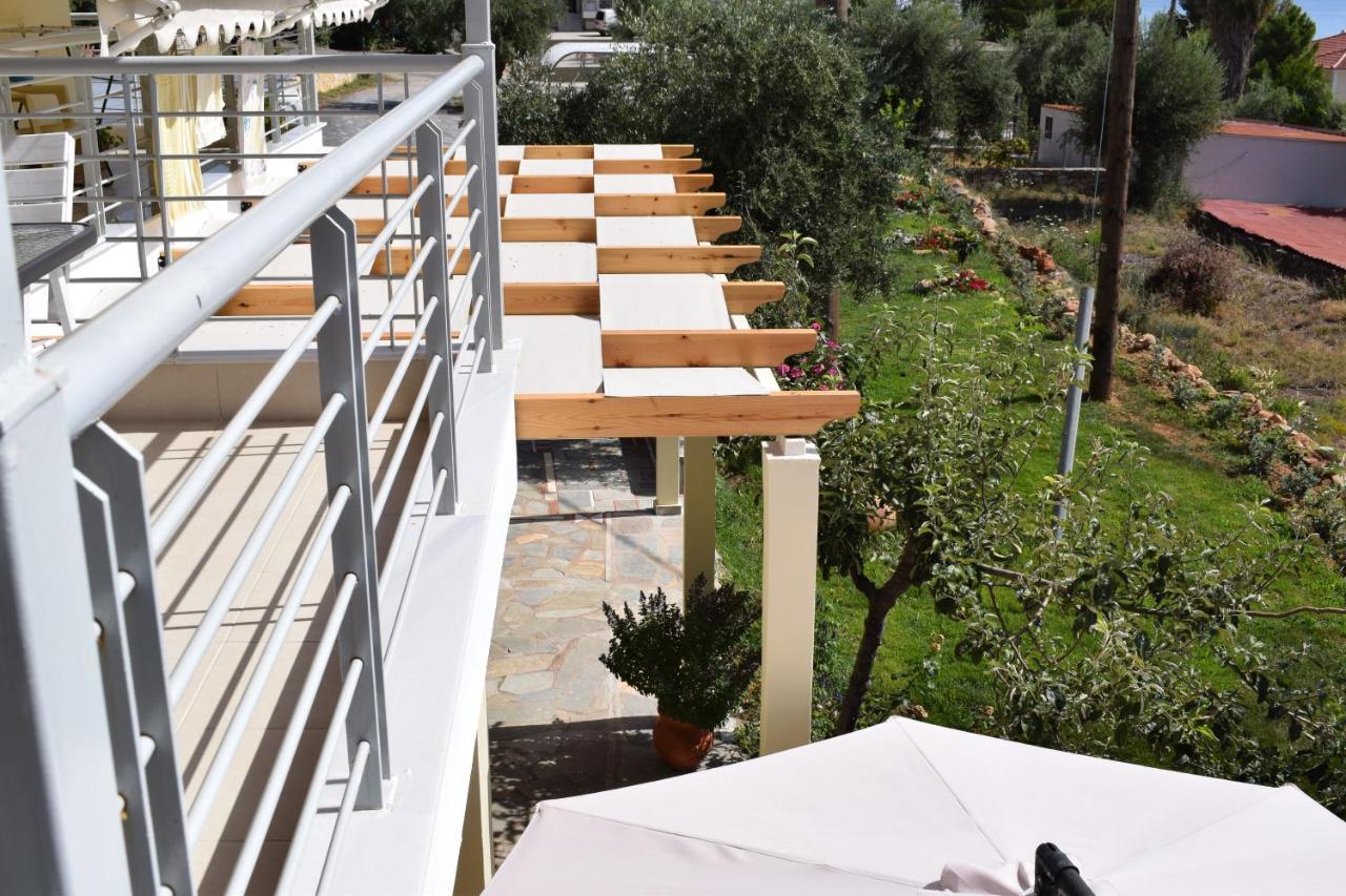 Studio Holiday Kalamata Apartment Exterior foto